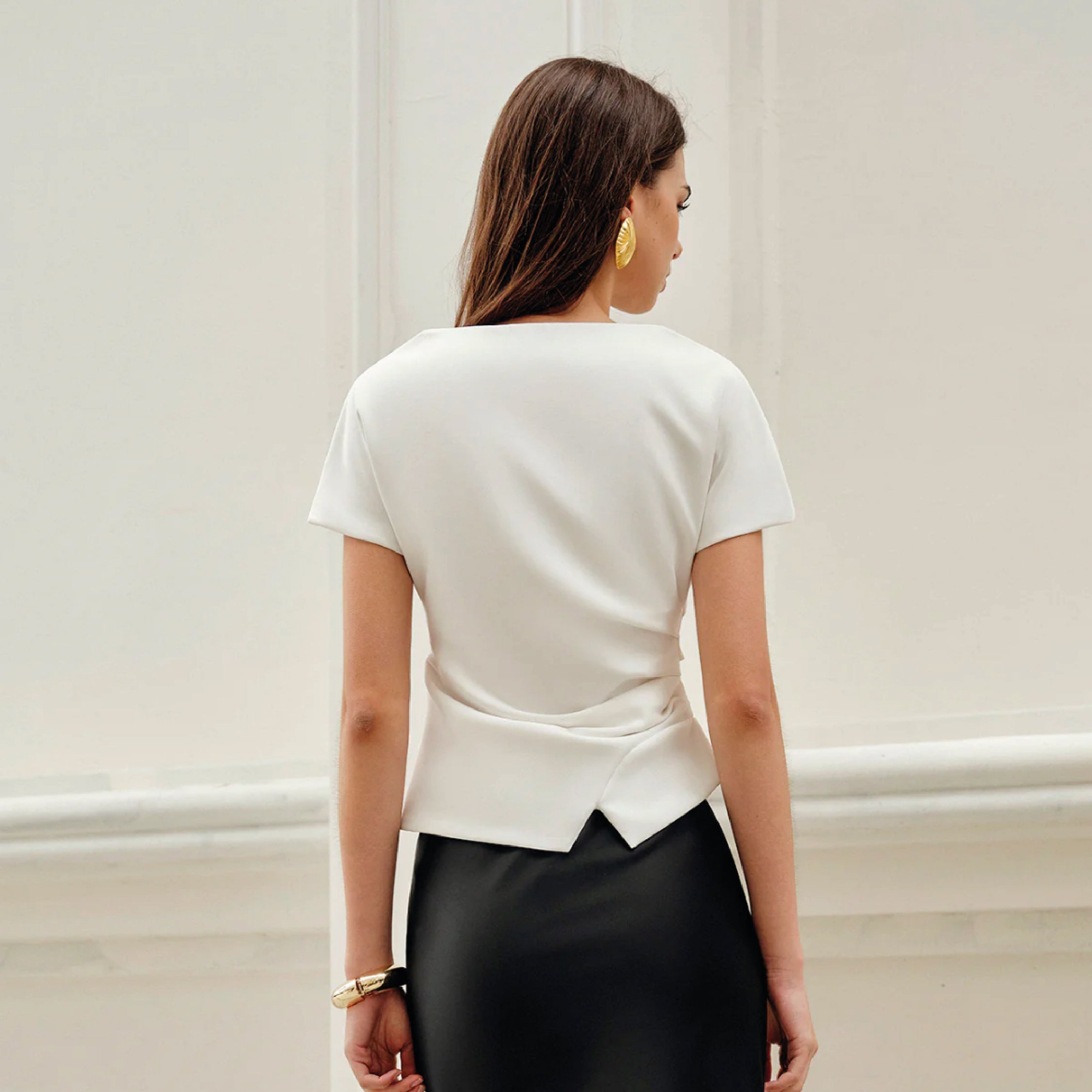 Asymmetric Hem Blouse